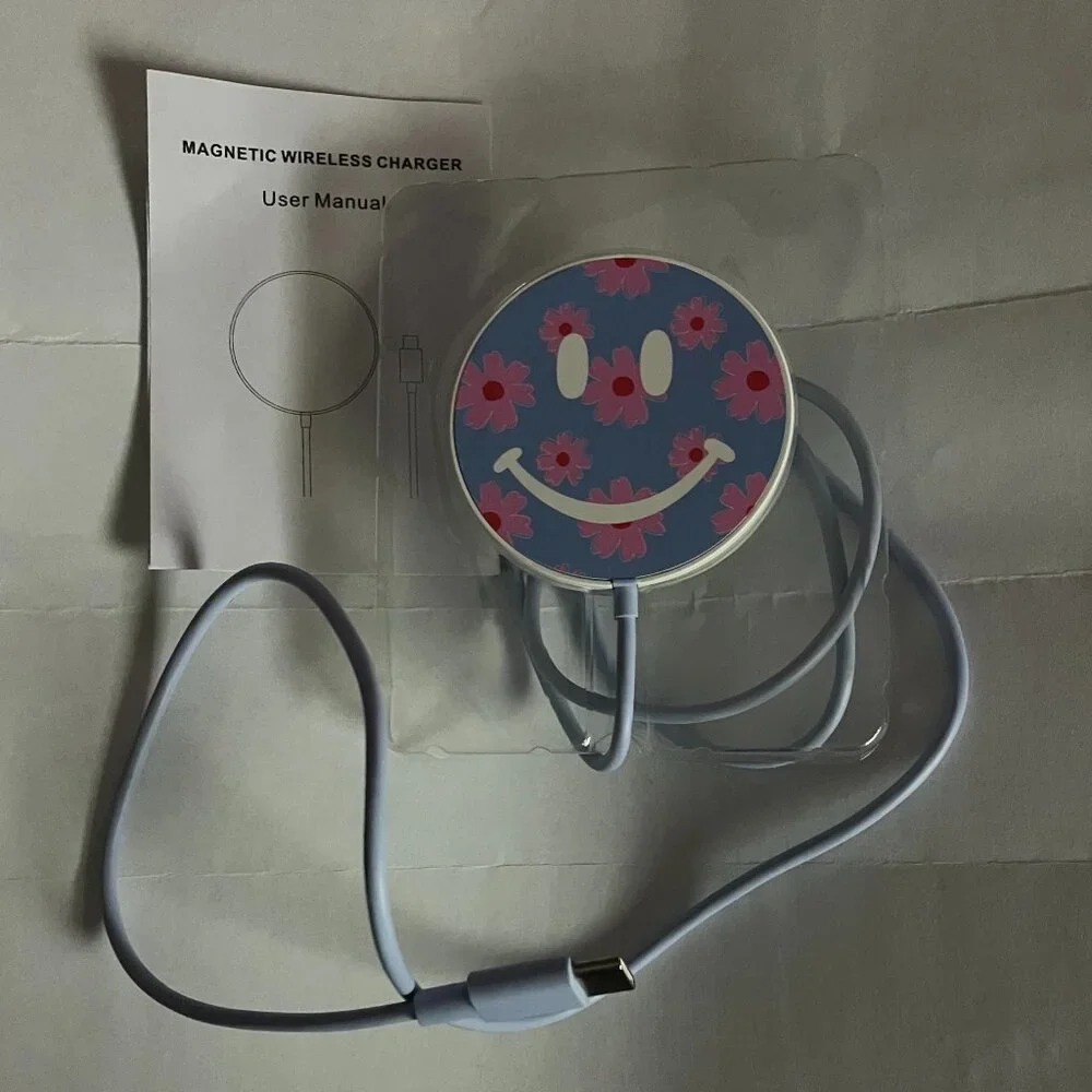 CHARGING PAD - MAGNETIC AND WIRELESS